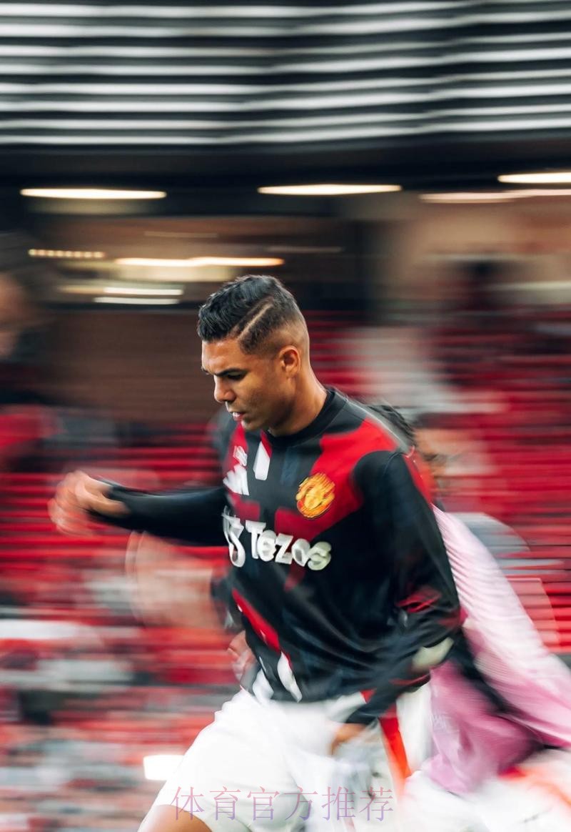 记者:曼联7000万求购卡塞米罗时皇马觉得他们疯了 记者:曼联7000万求购卡塞米罗时皇马觉得他们疯了